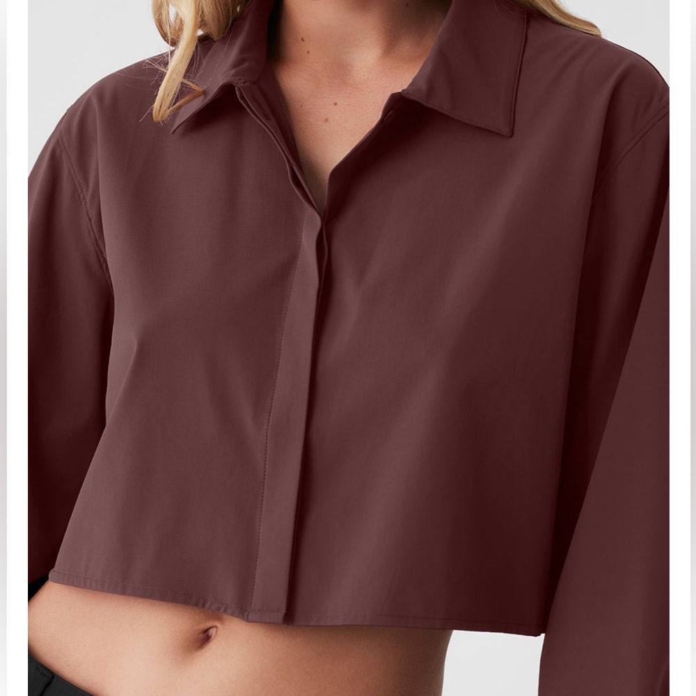 ALO - Cropped Take Me Out Button Up - Cherry Cola 🍒